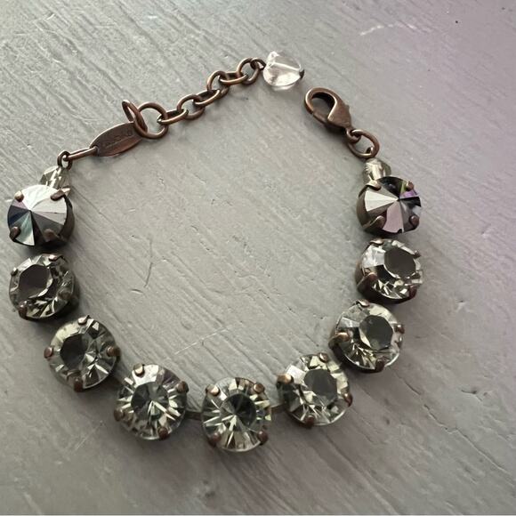 Sabika Crystal Vintage Bracelet - Picture 4 of 13